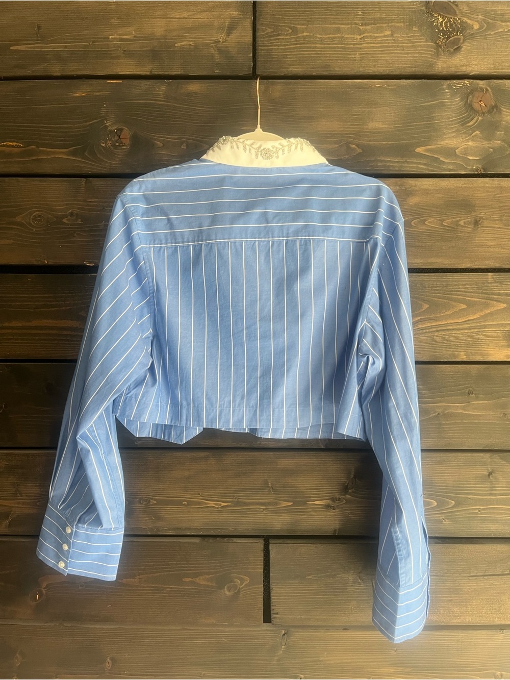Sandro Light Blue Pinstripe Cropped Shirt with Embroidered White Collar - Picture 2 of 3